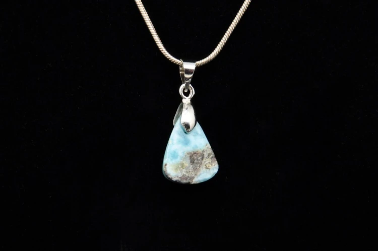 * LARIMAR DOMINIKANA PIĘKNA ZAWIESZKA NATURALNA BIŻUTERIA NR 4 *