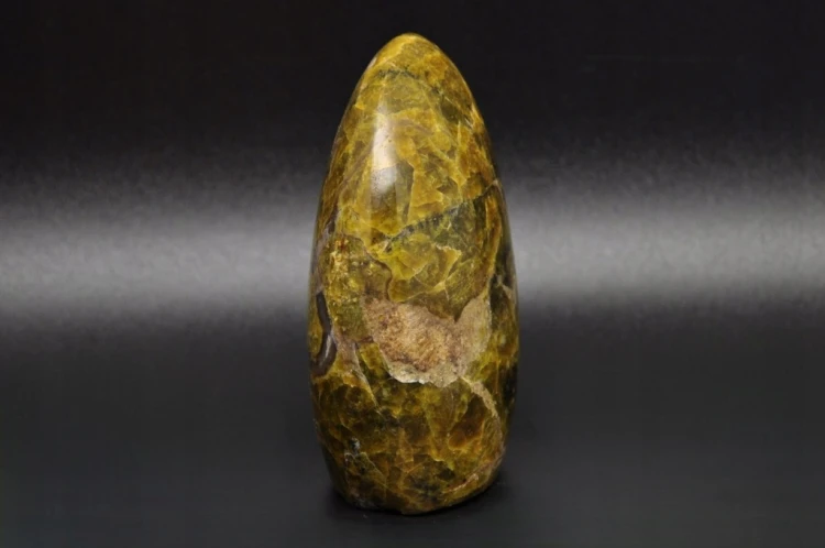 * OPAL ZIELONY MADAGASKAR SZLIFOWANY POLEROWANY MINERAŁ NR 12 *