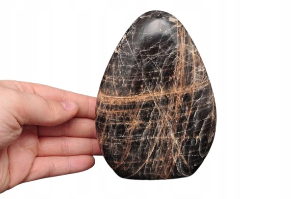 * KAMIEŃ KSIĘŻYCOWY MADAGASKAR MOONSTONE STOJĄCY MINERAŁ JAKO PREZENT NR 2