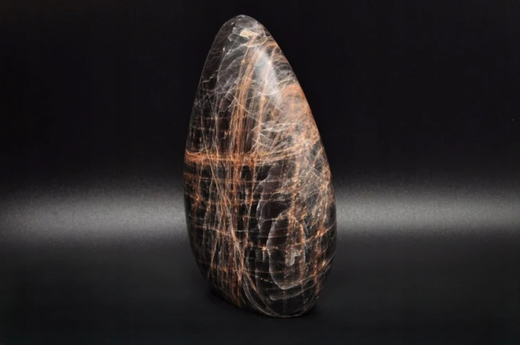 * KAMIEŃ KSIĘŻYCOWY MADAGASKAR MOONSTONE STOJĄCY MINERAŁ JAKO PREZENT NR 2