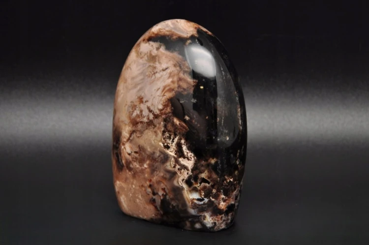 * OPAL BRĄZOWY MADAGASKAR ŚCIĘTA PODSTAWA STOJĄCY MINERAŁ NR 5 *