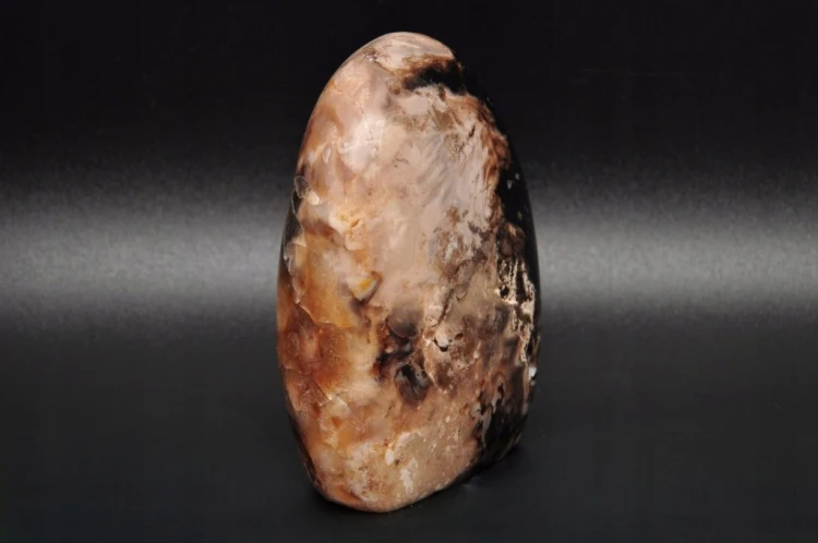 * OPAL BRĄZOWY MADAGASKAR ŚCIĘTA PODSTAWA STOJĄCY MINERAŁ NR 5 *