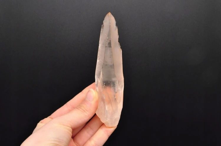 * KRYSZTAŁ GÓRSKI ŚLICZNY MINERAŁ SUROWY LEMURIAN DO KOLEKCJI NR 7 *