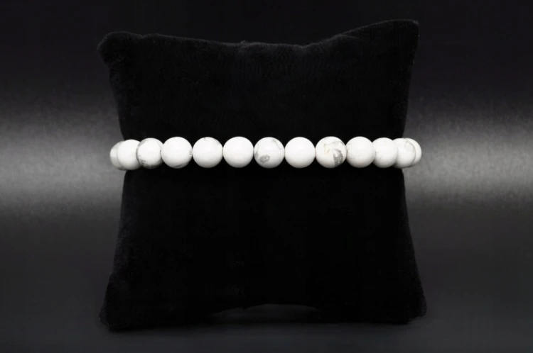 * MAGNEZYT BIAŁA BRANSOLETKA KULKA 8 MM ELEGANCKI WZÓR KAMIEŃ NATURALNY *