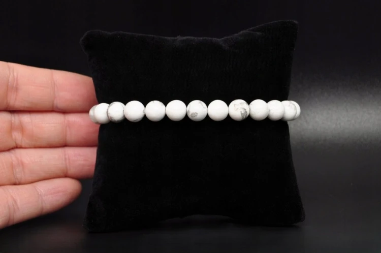 * MAGNEZYT BIAŁA BRANSOLETKA KULKA 8 MM ELEGANCKI WZÓR KAMIEŃ NATURALNY *