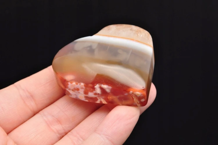 * AGAT KARNEOL CHALCEDON MADAGASKAR SERCE INTENSYWNA BARWA NR 2 *