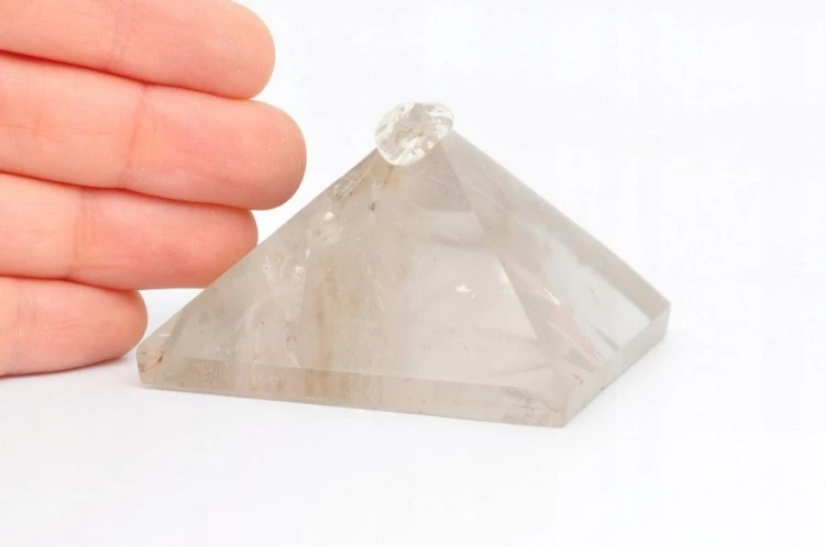 * KRYSZTAŁ GÓRSKI MADAGASKAR UROCZA PIRAMIDA ŚLICZNY MINERAŁ NR 5 *