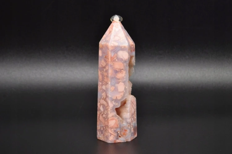 * AGAT MADAGASKAR WYJĄTKOWY OBELISK WIEŻA Z PIĘKNĄ GEODĄ NR 4 *