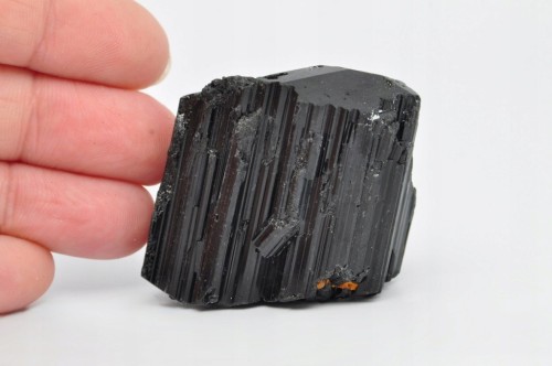 * TURMALIN CZARNY MADAGASKAR CZARNY NATURALNY STOJĄCY MINERAŁ NR 10 *