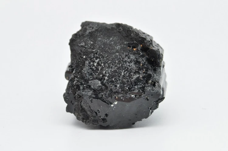 * TURMALIN CZARNY MADAGASKAR CZARNY NATURALNY STOJĄCY MINERAŁ NR 10 *