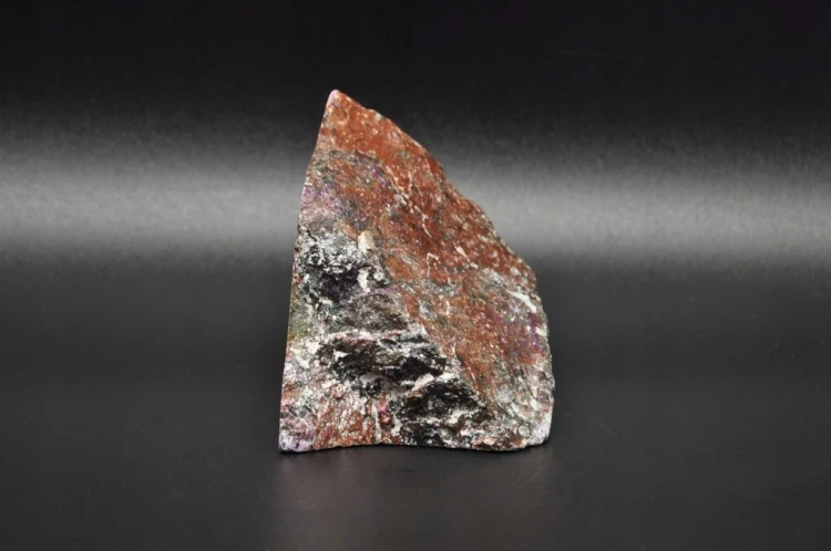 * ATLANTYSYT STICHTIT SERPENTYNIT INTERESUJĄCY MINERAŁ STOJĄCY OKAZ NR 1 *