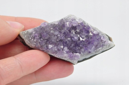 * AMETYST SZCZOTKA URUGWAJ MAŁY MINERAŁ UROCZE KRYSZTAŁY NR 18 *