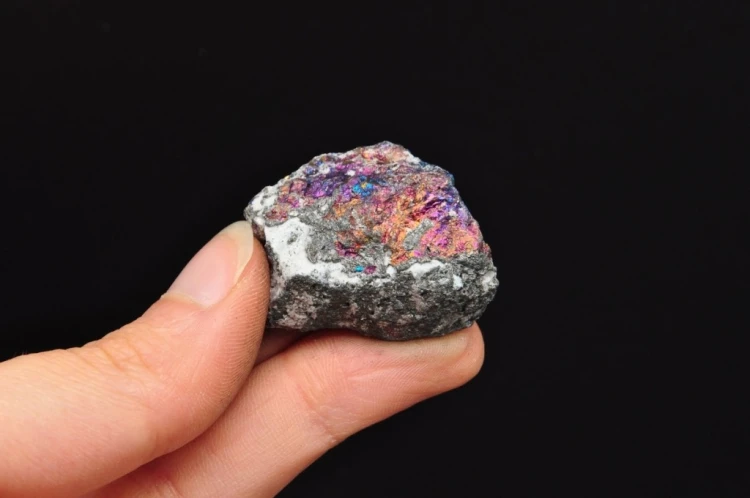 * CHALKOPIRYT MEKSYK CIEKAWY SUROWY KAMIEŃ METALICZNY POŁYSK NR 14 *