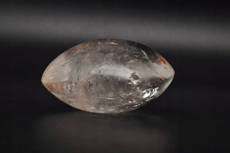 * KRYSZTAŁ GÓRSKI SERCE BEZBARWNY MINERAŁ DOSKONAŁY DO KOLEKCJI NR H48 *