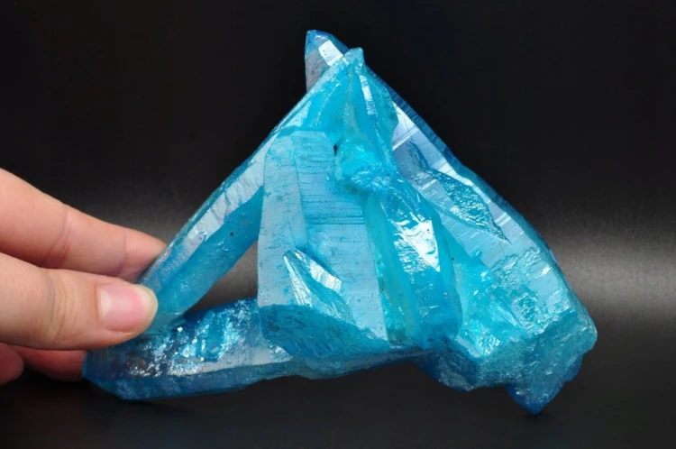 * KWARC NIEBIESKI BLUE AURA BRAZYLIA INTENSYWNY KOLOR OKAZ DO KOLEKCJI NR 1