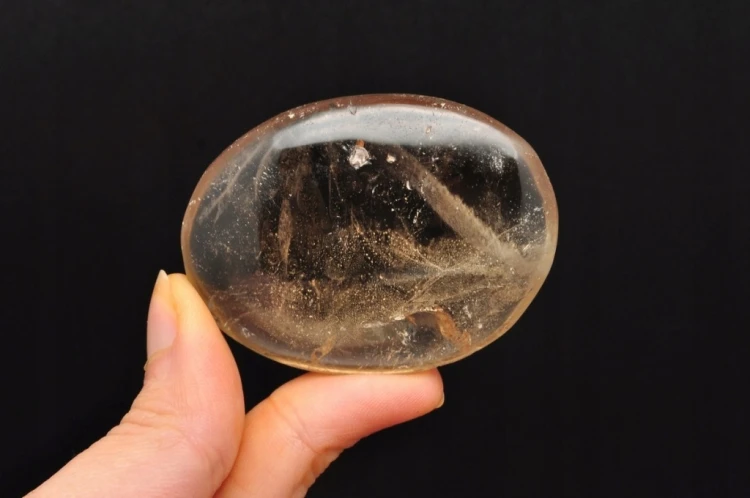 * KWARC DYMNY MADAGASKAR UROKLIWY JASNY OKAZ PALM STONE NR GKD07 *