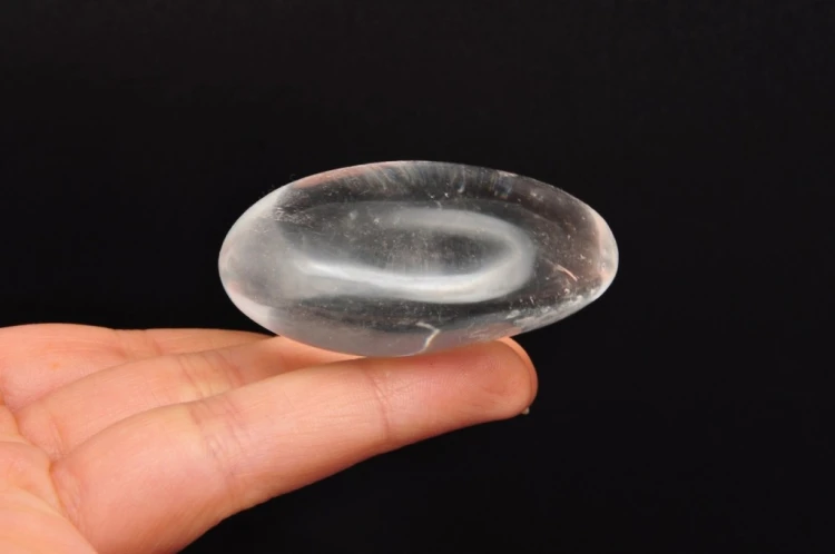 * KRYSZTAŁ GÓRSKI MADAGASKAR PALM STONE PIĘKNY KAMIEŃ DO MASAŻU KG05 *