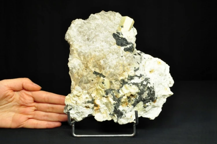 * BERYL TURMALIN KWARC POLSKA 1,7 KG RZADKIE POŁĄCZENIE MINERAŁÓW NR 1 *