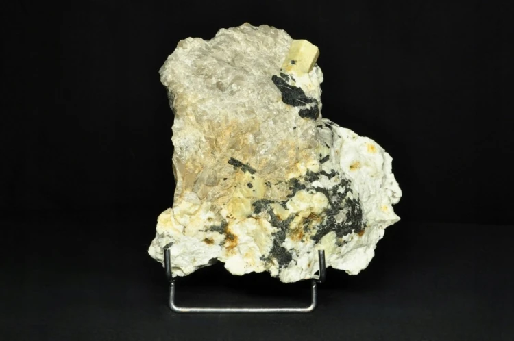* BERYL TURMALIN KWARC POLSKA 1,7 KG RZADKIE POŁĄCZENIE MINERAŁÓW NR 1 *