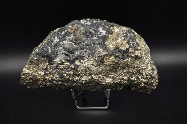* PIRYT PERU PIĘKNE KRYSZTAŁY MINERAŁ NATURALNY DLA KOLEKCJONERA NR 2 *