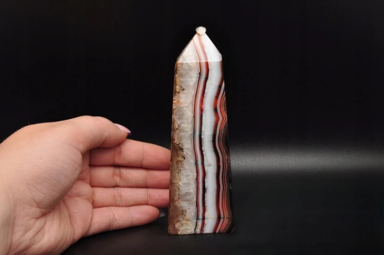 * AGAT SARDONYKS SARDONYX MADAGASKAR ŚLICZNY OBELISK WIEŻA NR 1