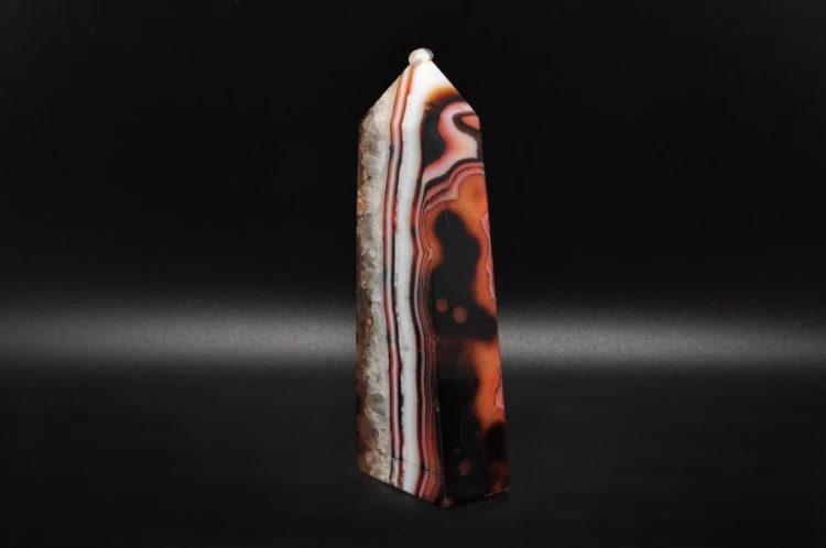 * AGAT SARDONYKS SARDONYX MADAGASKAR ŚLICZNY OBELISK WIEŻA NR 1