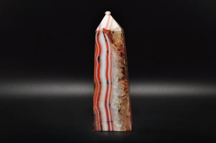 * AGAT SARDONYKS SARDONYX MADAGASKAR ŚLICZNY OBELISK WIEŻA NR 1