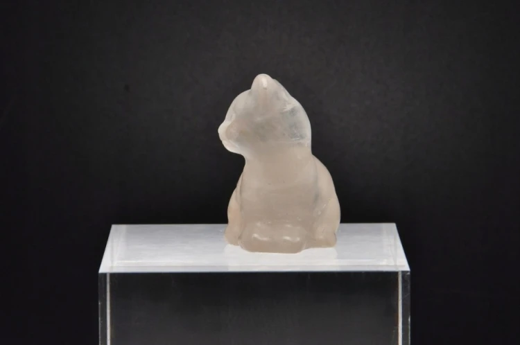 * KRYSZTAŁ GÓRSKI FIGURKA KOT MINERAŁ DO KOLEKCJI RĘKODZIEŁO NR 17 *