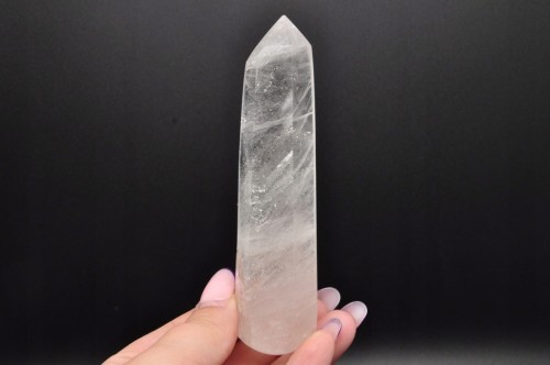 * KRYSZTAŁ GÓRSKI DO MEDYTACJI PIĘKNIE ODBIJA ŚWIATŁO NATURALNY MINERAŁ 1 *