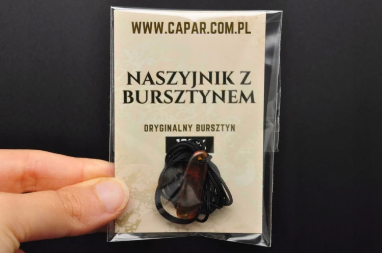 * BURSZTYN BAŁTYCKI POLSKA WYJĄTKOWA ZAWIESZKA NA SZNURKU NASZYJNIK NR 9 *