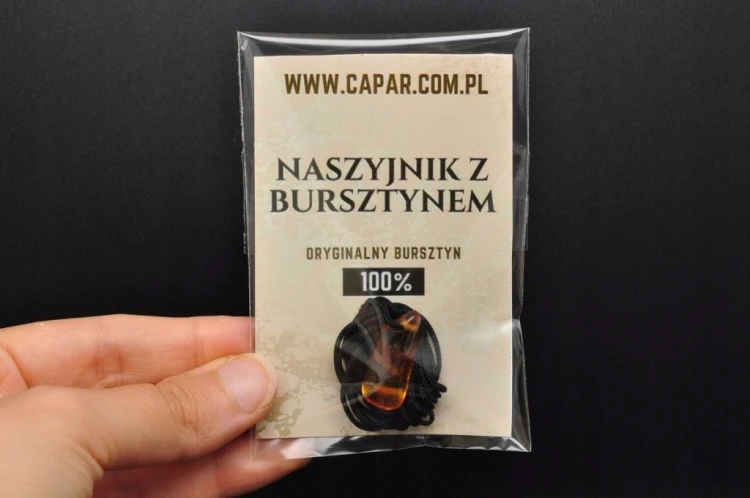 * BURSZTYN BAŁTYCKI POLSKA CZYSTA ZAWIESZKA NA SZNURKU PIĘKNA BARWA NR 27 *