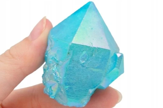 * KWARC BLUE AURA MADAGASKAR NIEBIESKI KOLOR MINERAŁ DO KOLEKCJI NR 1 *