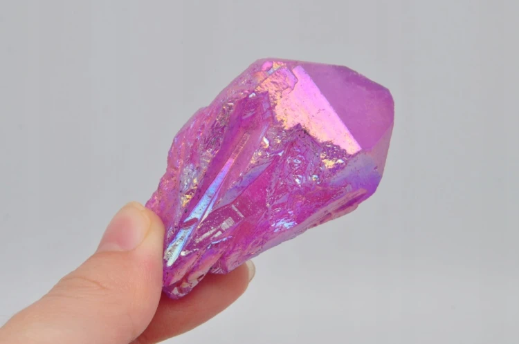 * KWARC PINK AURA KRYSZTAŁ GÓRSKI MADAGASKAR PIĘKNY RÓŻOWY KOLOR NR 7 *