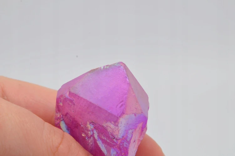 * KWARC PINK AURA KRYSZTAŁ GÓRSKI MADAGASKAR PIĘKNY RÓŻOWY KOLOR NR 7 *