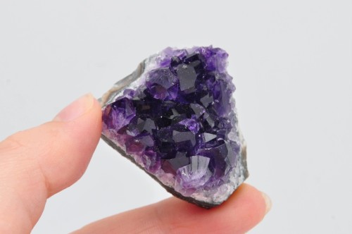 * AMETYST SZCZOTKA URUGWAJ MAŁY MINERAŁ UROCZE KRYSZTAŁY NR 12 *