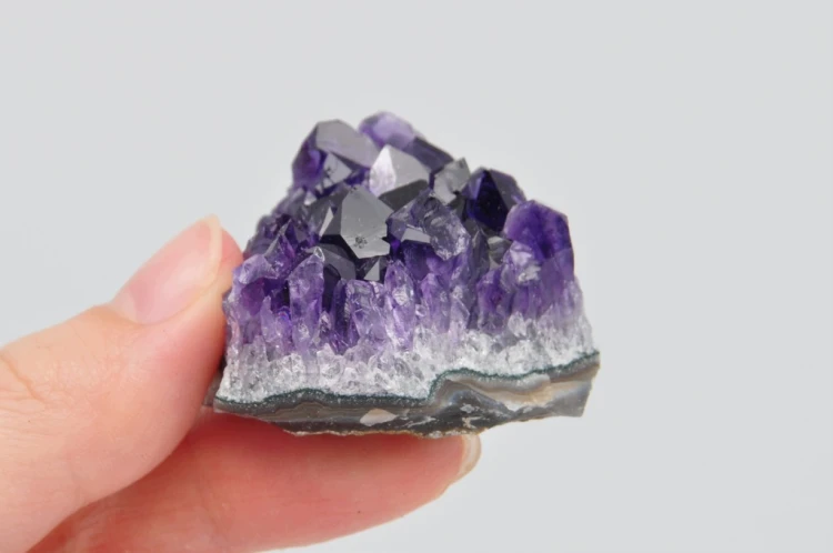 * AMETYST SZCZOTKA URUGWAJ MAŁY MINERAŁ UROCZE KRYSZTAŁY NR 12 *