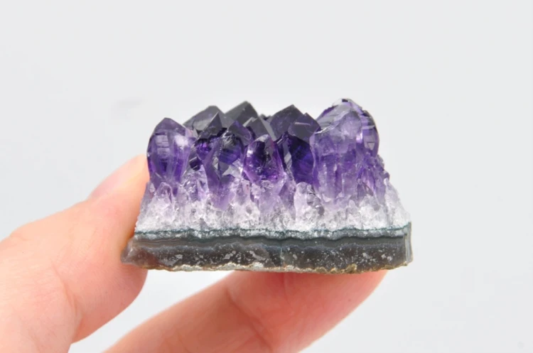 * AMETYST SZCZOTKA URUGWAJ MAŁY MINERAŁ UROCZE KRYSZTAŁY NR 12 *