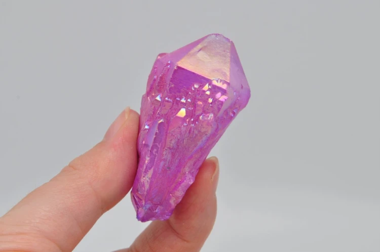 * KWARC PINK AURA KRYSZTAŁ GÓRSKI MADAGASKAR UROKLIWY MINERAŁ NR 11 *