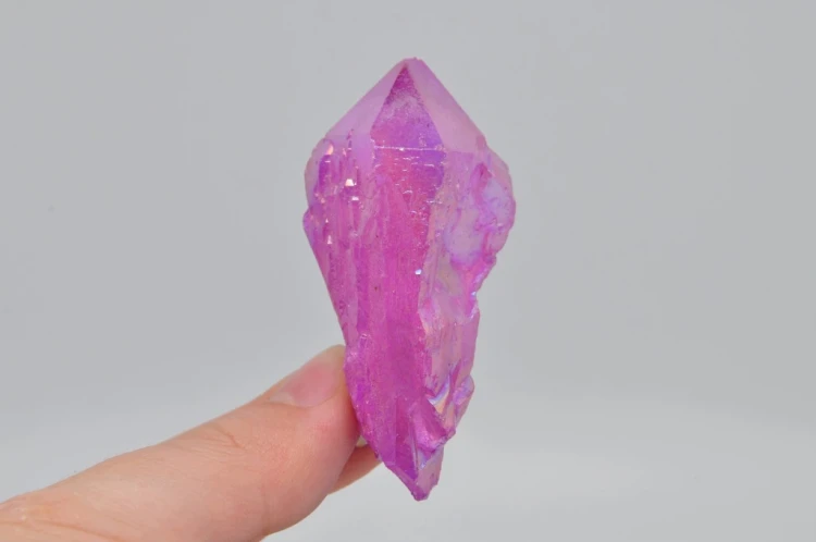 * KWARC PINK AURA KRYSZTAŁ GÓRSKI MADAGASKAR UROKLIWY MINERAŁ NR 11 *