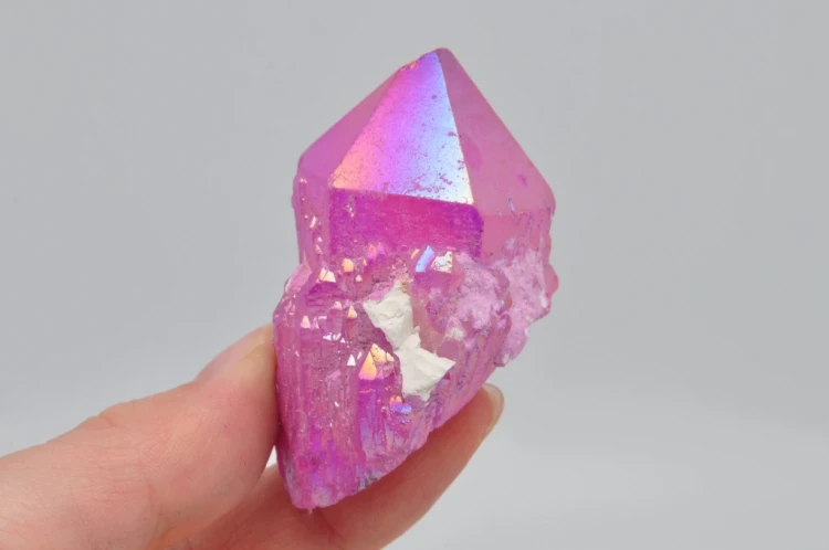 * KWARC PINK AURA KRYSZTAŁ GÓRSKI MADAGASKAR PIĘKNA AURORA NR 8 *
