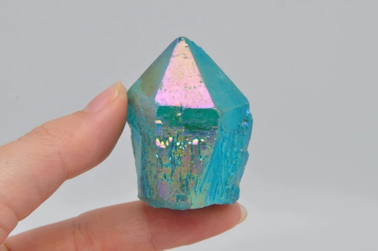 * KWARC BLUE AURA MADAGASKAR NIEBIESKI KOLOR PIĘKNY OKAZ NR 2 *