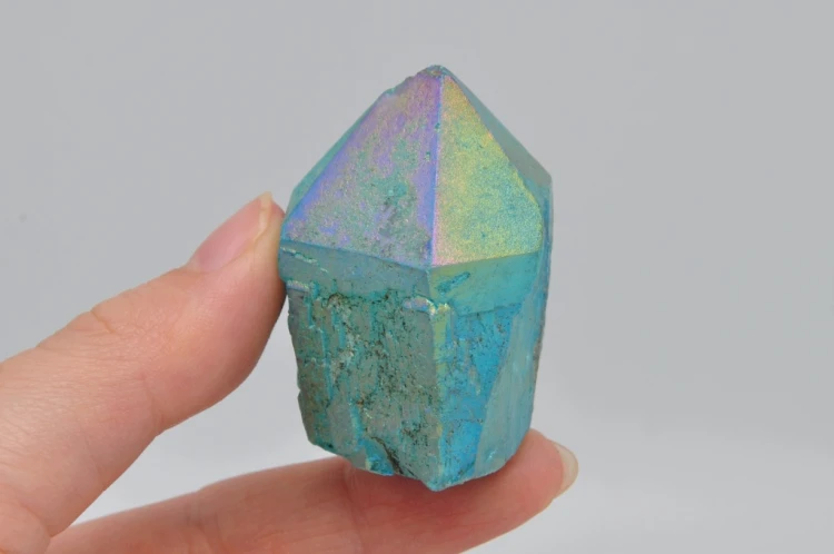 * KWARC BLUE AURA MADAGASKAR NIEBIESKI KOLOR PIĘKNY OKAZ NR 2 *