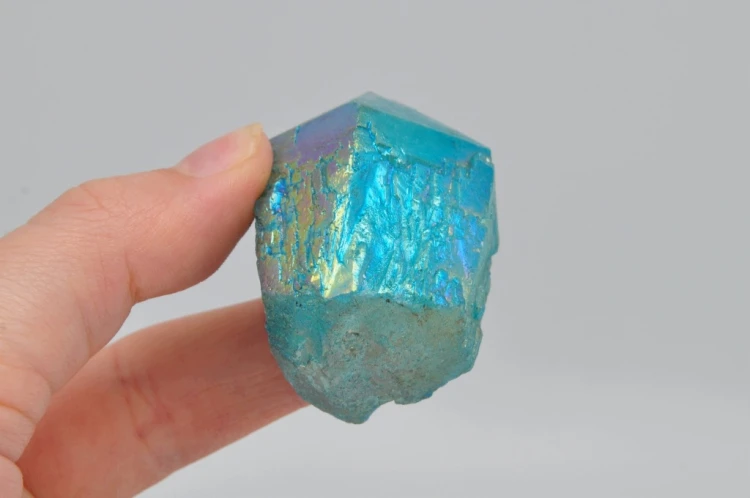 * KWARC BLUE AURA MADAGASKAR NIEBIESKI KOLOR PIĘKNY OKAZ NR 2 *