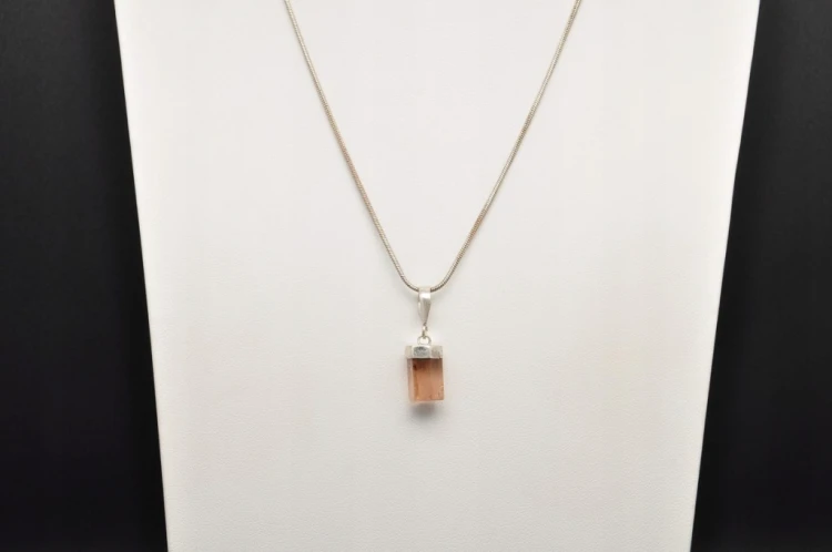 * TOPAZ PAKISTAN UNIKATOWA ZAWIESZKA DELIKATNA BIŻUTERIA SREBRO 925 NR 19 *