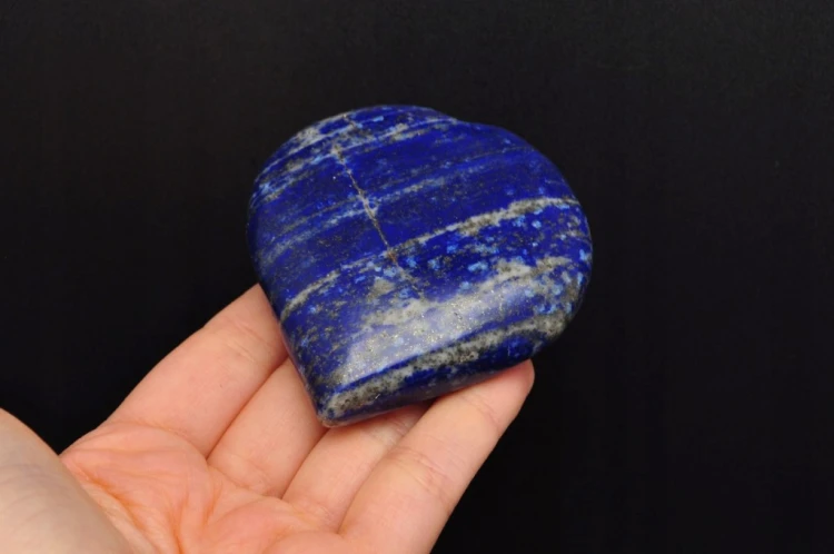 * LAPIS LAZULI PAKISTAN UROKLIWE SERCE KAMIEŃ NATURALNY NR H46 *