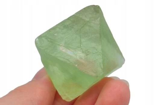 * FLUORYT CHINY ZIELONA KOSTKA PIĘKNY MINERAŁ NR F2 4 *