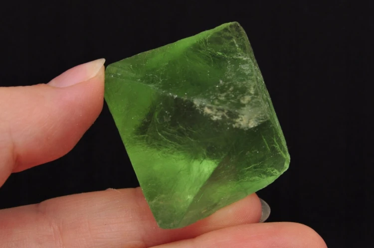 * FLUORYT CHINY ZIELONA KOSTKA PIĘKNY MINERAŁ NR F2 4 *