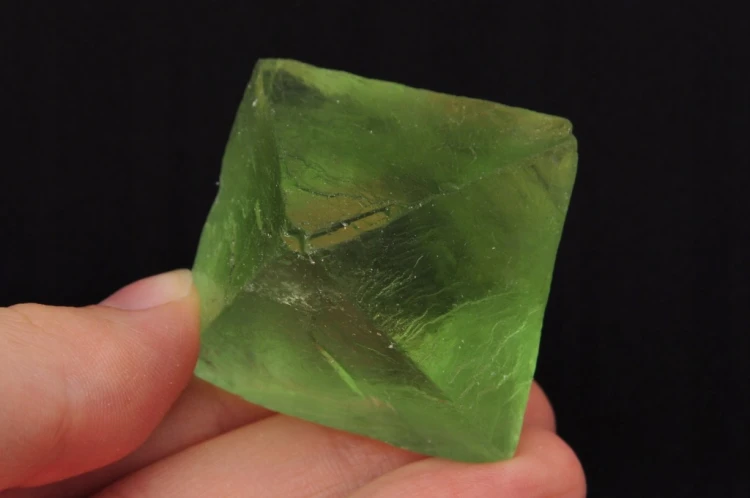 * FLUORYT CHINY ZIELONA KOSTKA PIĘKNY MINERAŁ NR F2 4 *