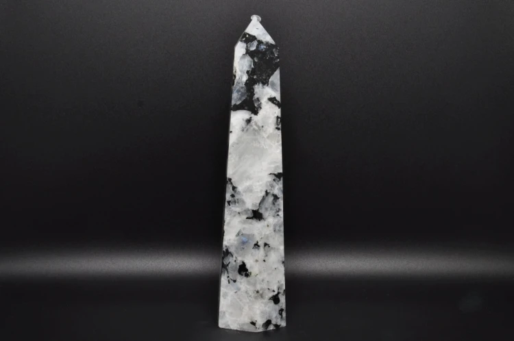 * KAMIEŃ KSIĘŻYCOWY MOONSTONE OBELISK WIEŻA MIENIĄCY OKAZ NR 3 *