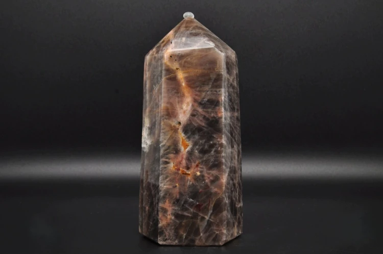 * KAMIEŃ KSIĘŻYCOWY MOONSTONE OBELISK WIEŻA BŁYSZCZĄCA POŚWIATA NR 2 *